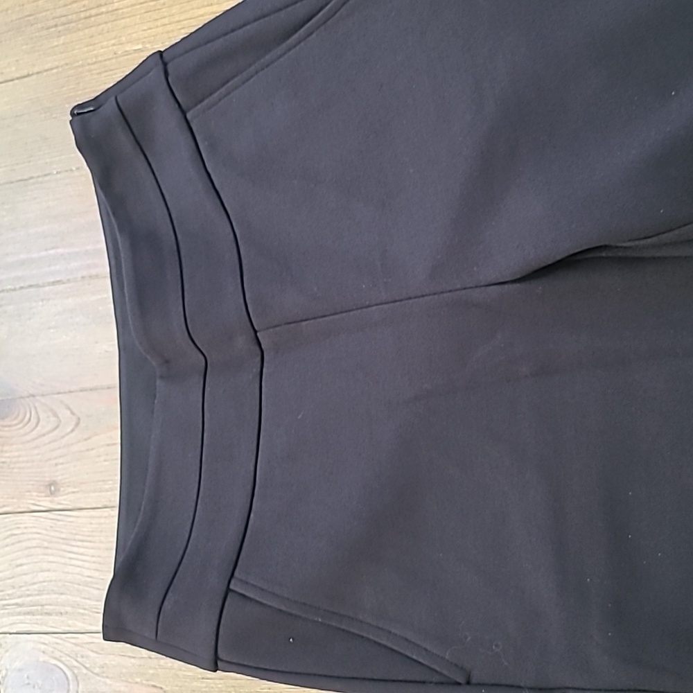 Cabi 5866 Banded Waist Black Skinny Cropped Trousers Minimalist Size 6 - Picture 2 of 6